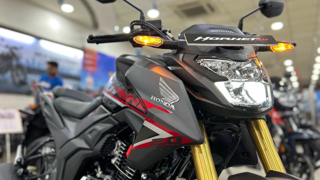 Pulsar का सूपड़ा साफ करने आ गयी Honda Hornet 2.0 की ब्रांडेट फीचर्स वाली किफायती कार 65kmpl माइलेज के साथ 